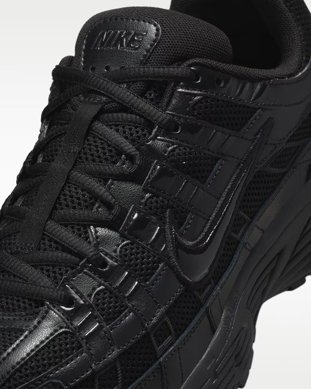 P-6000 Black/Black