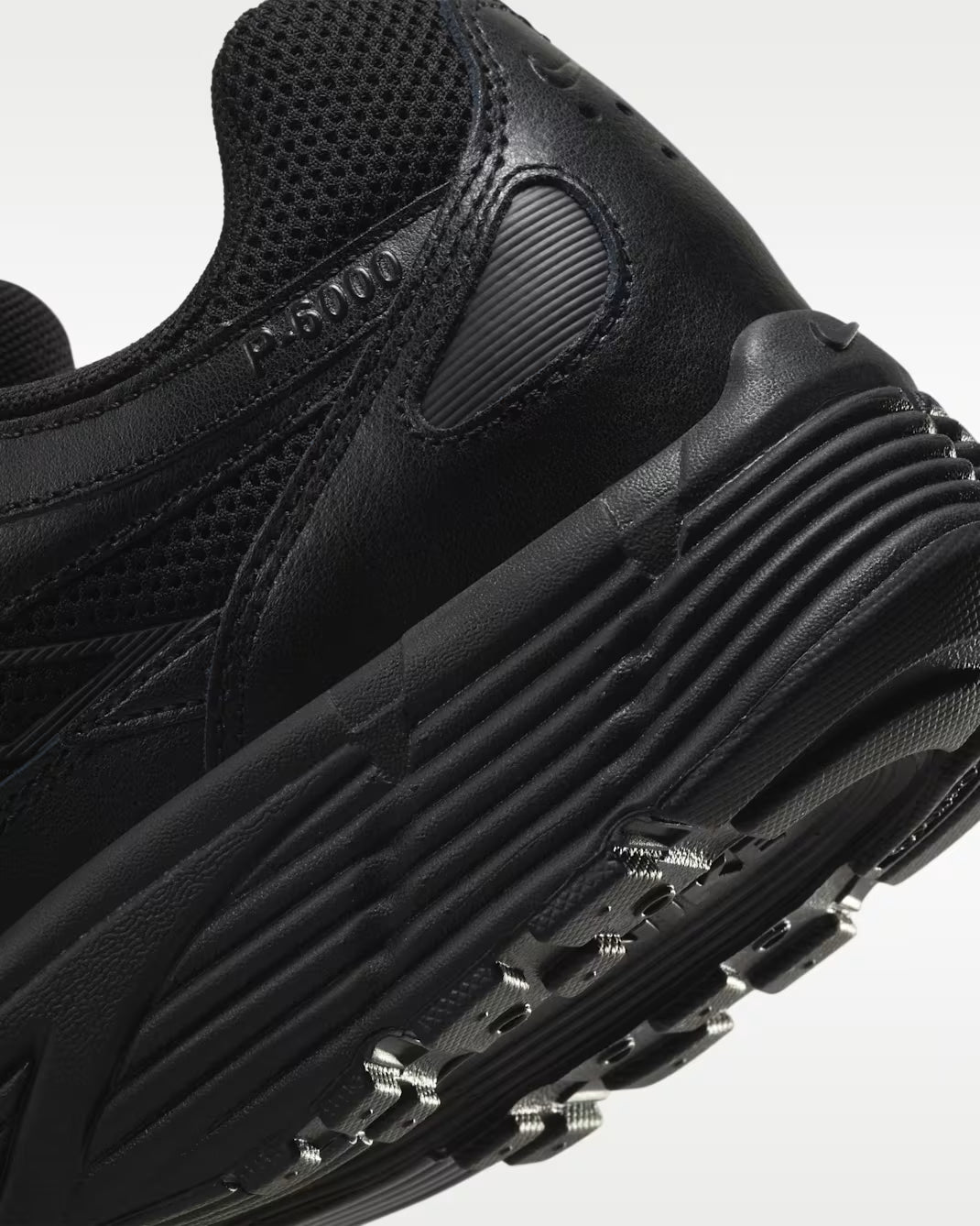 P-6000 Black/Black